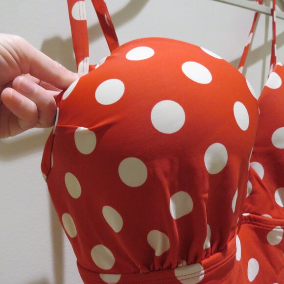 TORRID Red Polka Dot Cleavage Enhancer Tankini Swim Top Retro Pinup - Size 2X - Picture 6 of 13